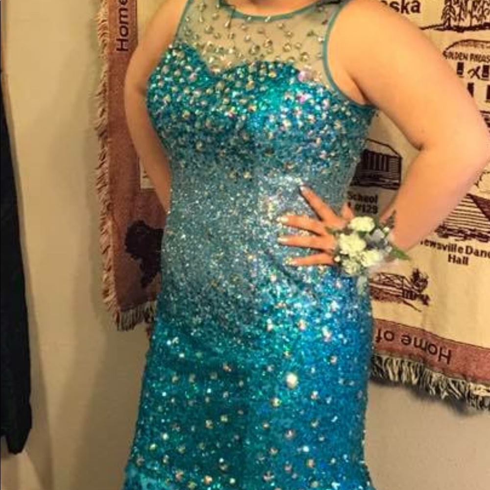 Prom dress